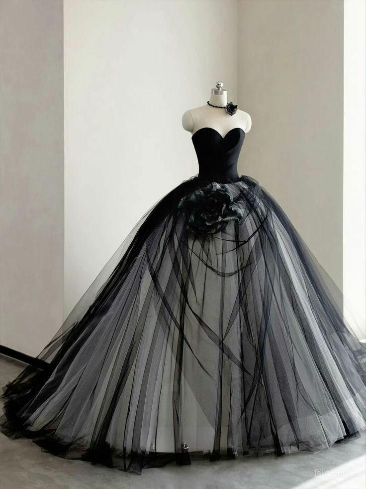 Dramatic Black Strapless Sweetheart Neck Tulle Ball Gown Train Prom Dress With Large 3D Floral Applique AD1107