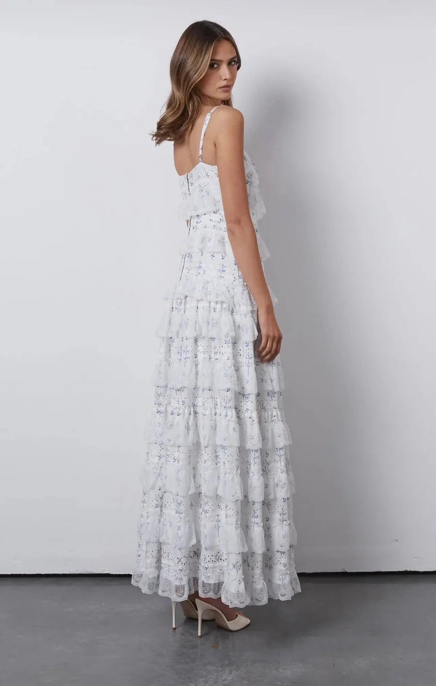 Romantic Spaghetti Straps A‑Line Party Prom Dress With Floral Print And Tiered Lace Ruffle Skirt AD833