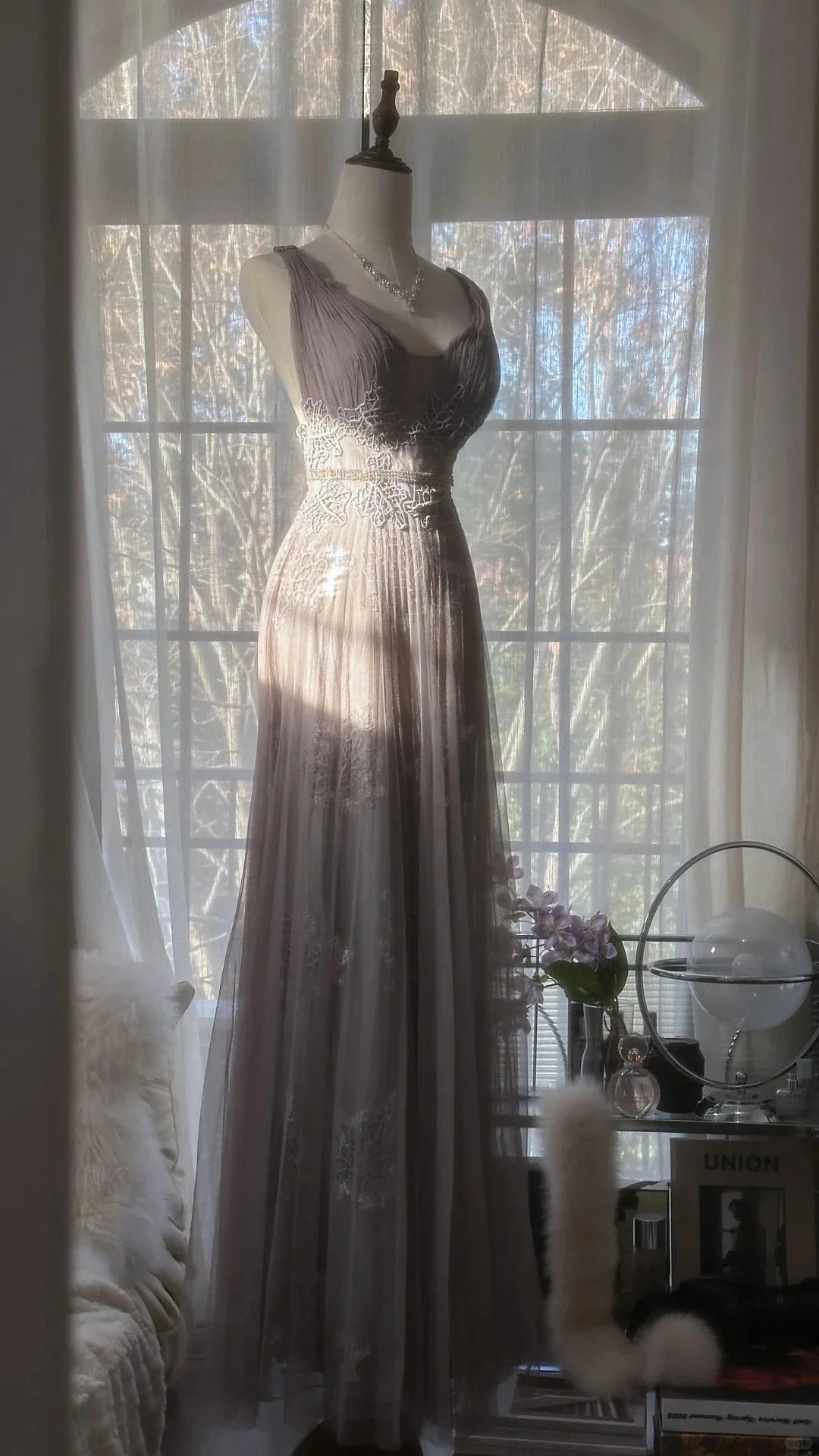Regal Dusty Lavender A-Line Straps Prom Dress Lace Applique And Beaded Waistband AD886
