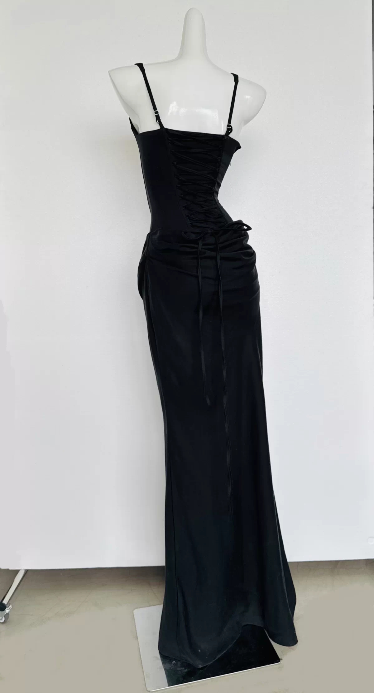 Elegant Burgundy Square Neck Straps Satin Corset Mermaid Long Prom Dress With Ruched Waist Detail AD929