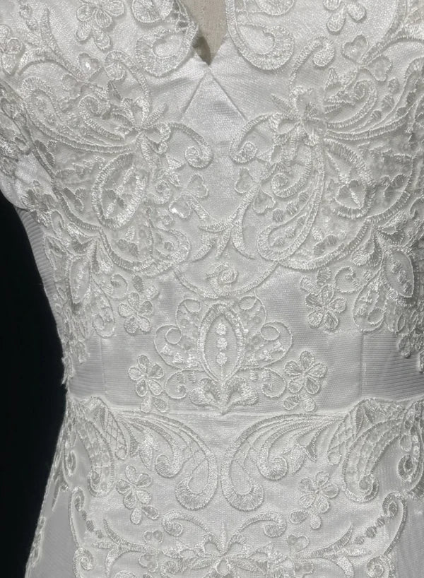 Classic White Cap Sleeve Sweetheart Neck Lace Mermaid Wedding Dress With Chapel Train AE049