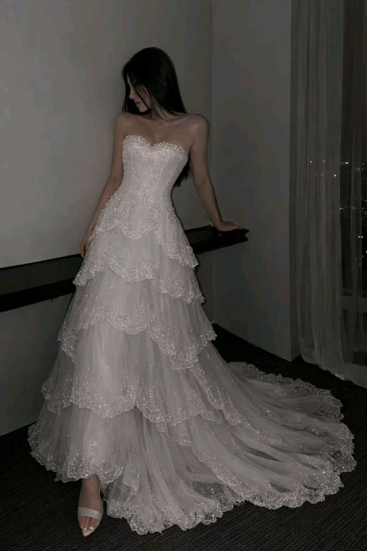 Regal White Sweetheart Sparkly Tulle A-Line Long Wedding Dress With Tiered Skirt And Chapel Train AE103