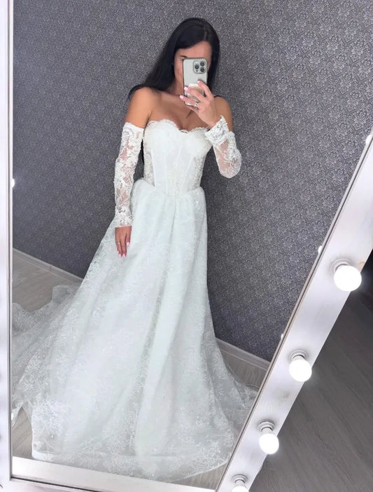 Chic White Strapless Sweetheart Lace A-Line Tulle Wedding Dress With Chapel Train And Detachable Long Lace Sleeves AE131