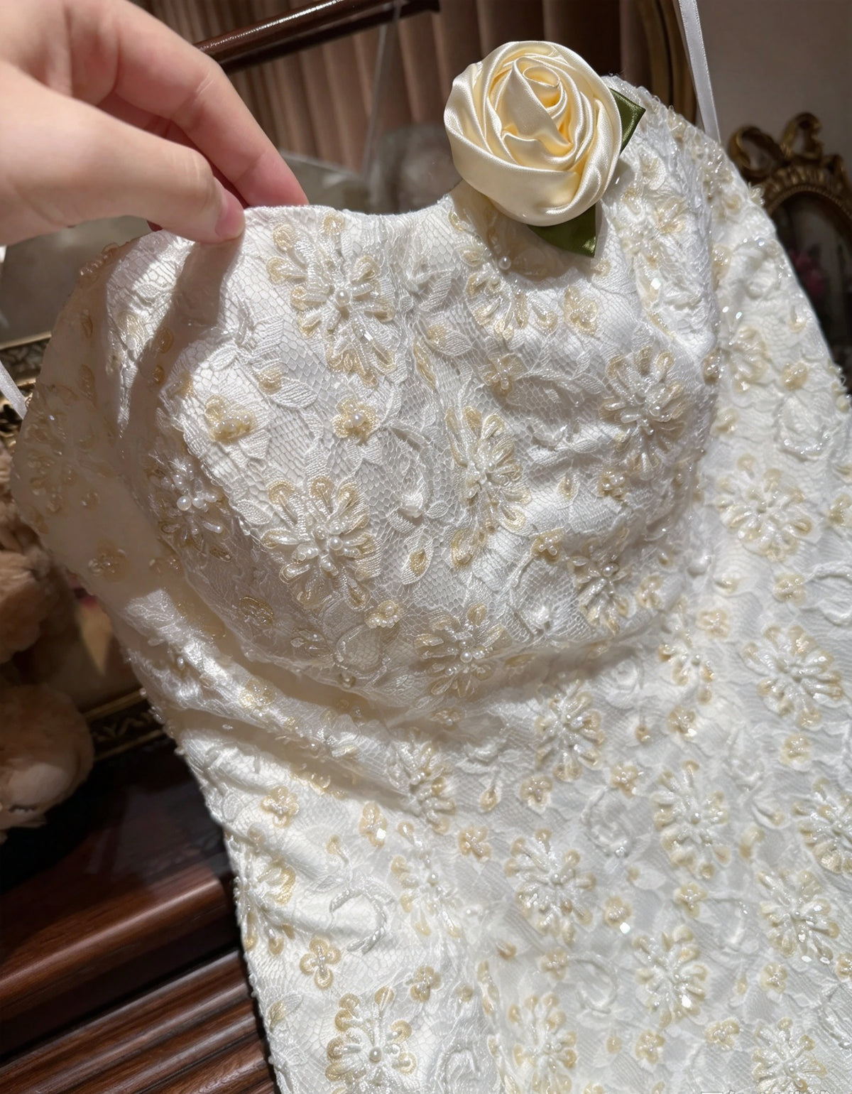 Chic Ivory Strapless Lace Beaded Mermaid Long Wedding Dress AE218