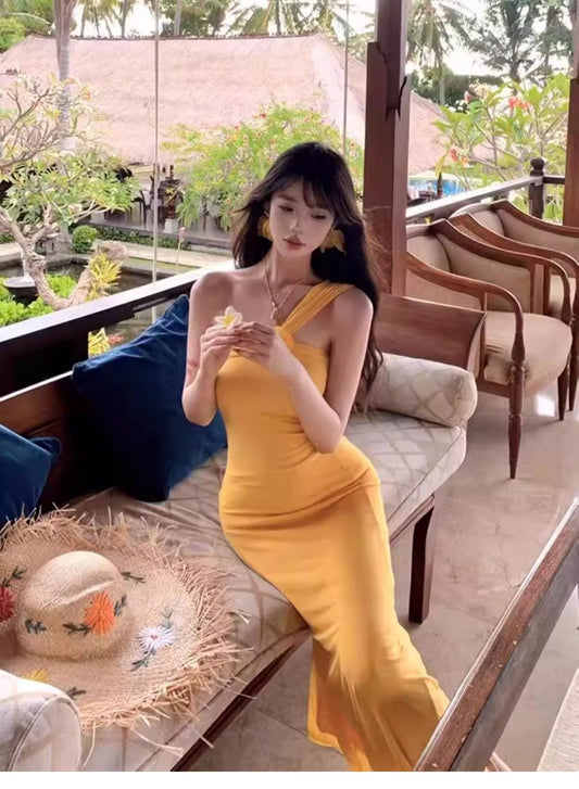 Summer New Stylish Flower Shape Ornament Sheath Elegant One Shoulder Strap Long Dress AP0300