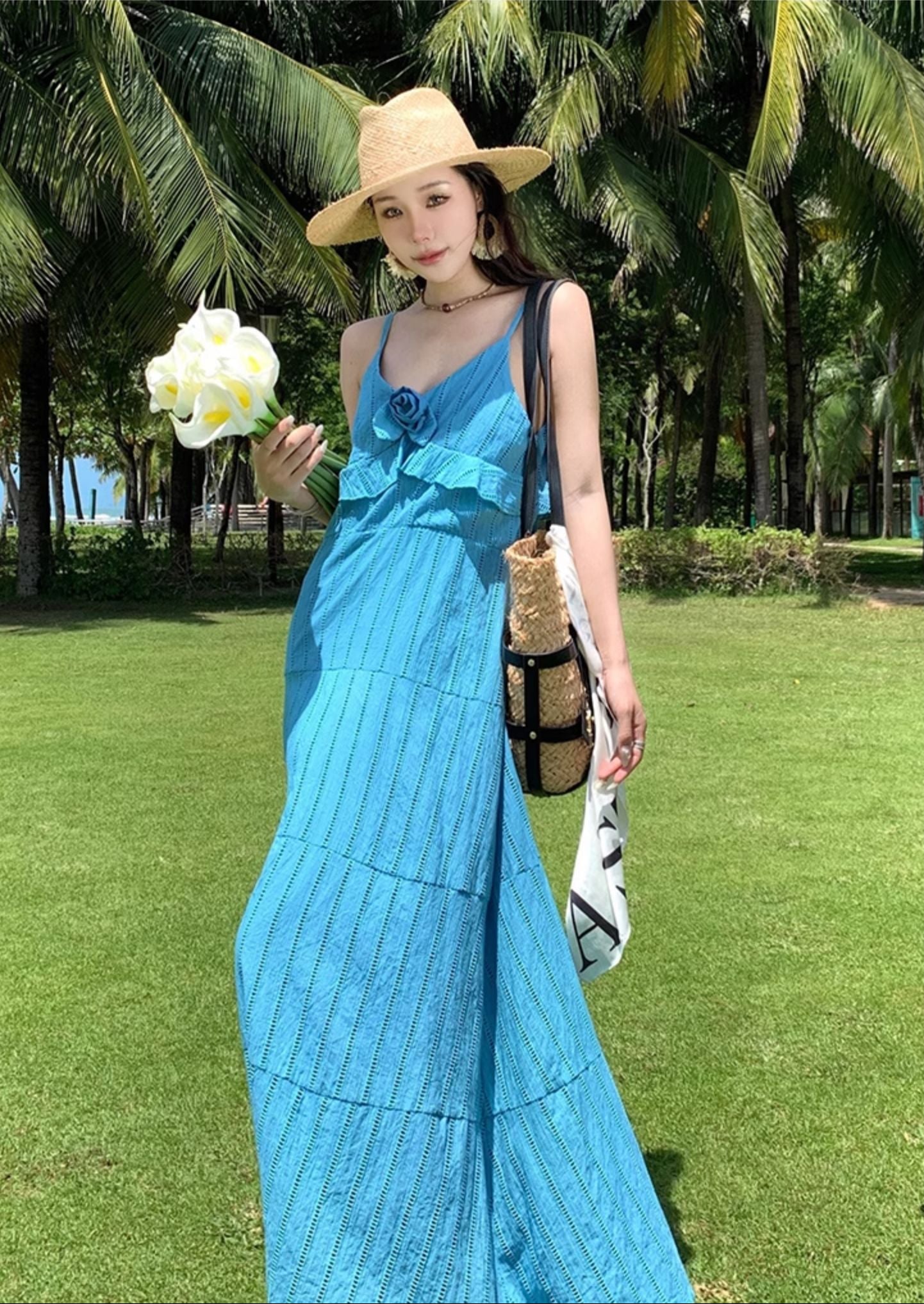 Romantic Loose Fit Flowy Dress Spaghetti Strap Summer Vacation Long Dress AP0353