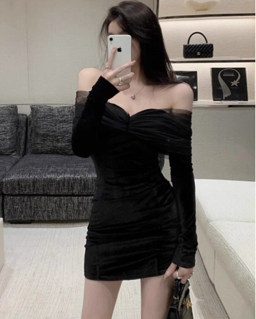 Noble Off-Shoulder Long Sleeve Sexy Dress Casual Everyday Wear Bodycon Short Dress AP0396