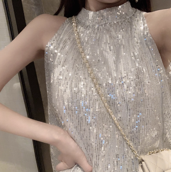 Double Layers Sequin Short Skirt Everyday Wear Sleeveless Fitting Halter Short Dress AP0534