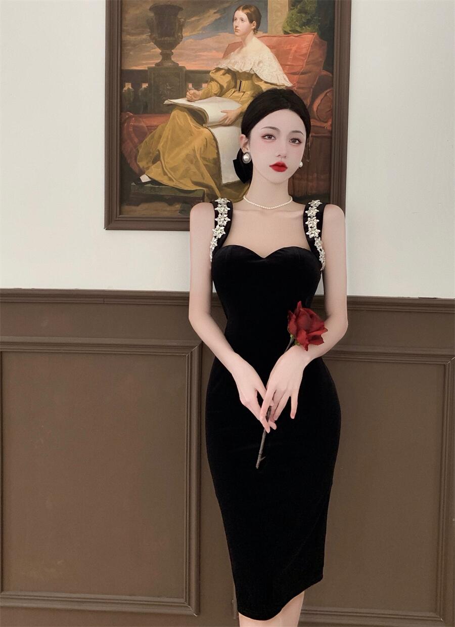 Luxury Beading Ornament Charming Midi Dress Chic Sleeveless Sheath Dress AP0538