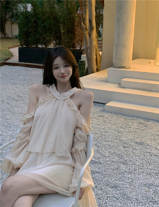 Flowy Tulle Trimmed Balloon Skirt Alluring Ruffles Sleeve Halter Short Dress AP0550