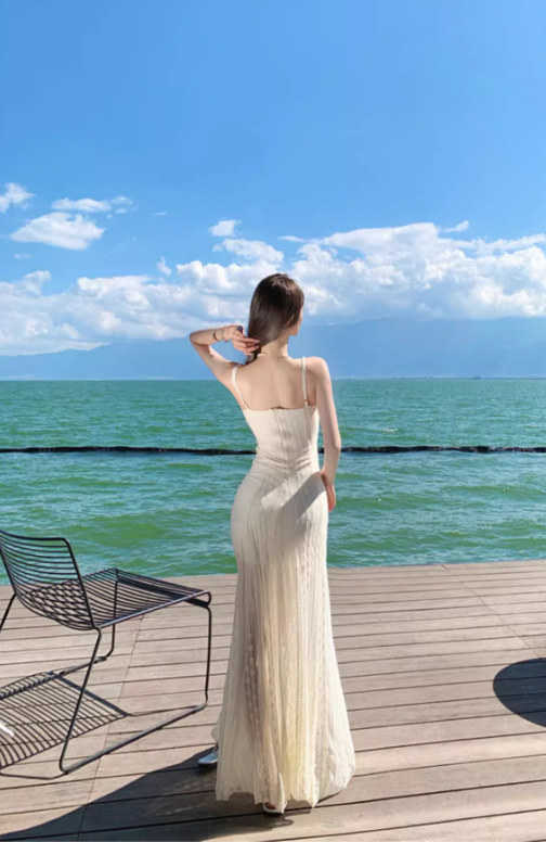 Viral Simple Silhouettes Maxi Dress Spaghetti Strap Hollow-Out Flattering Long Dress AP0693