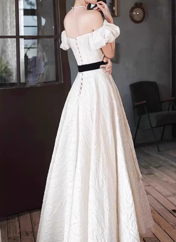 French Elegant Off-Shoulder Luxury Puff Sleeve Coming-of-Age Prom Long Dress AP0720