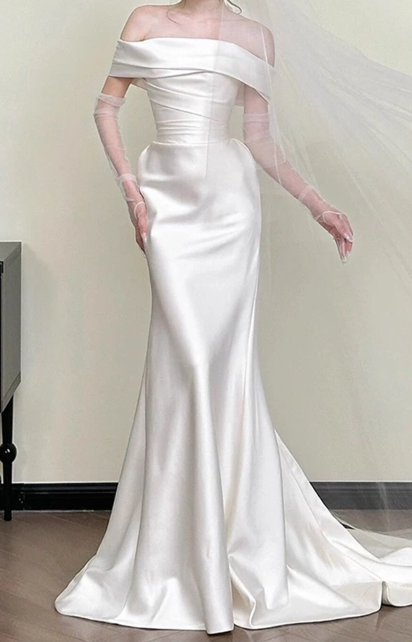 Classical Off-Shoulder Satin Fabric Feast Mermaid Dress Strapless Cinched-Waist Prom Dress AP0771