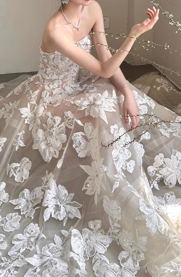 Intricate Floral Embroidery Maxi Dress Tulle Layered Strapless Chic Beading Prom Dress AP0786
