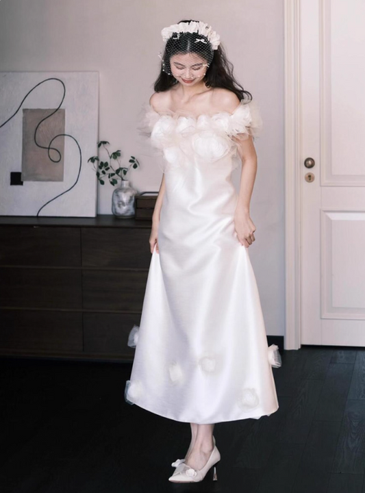 Ethereal Lace Flower Off-Shoulder Maxi Dress Classical Satin Fabric Flattering Prom Dress AP0807