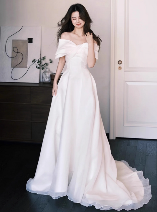 Romantic Off-Shoulder Large Bow Detail Bridal Dress Chic Satin Fabric Graceful Train Wedding Dress AP0837