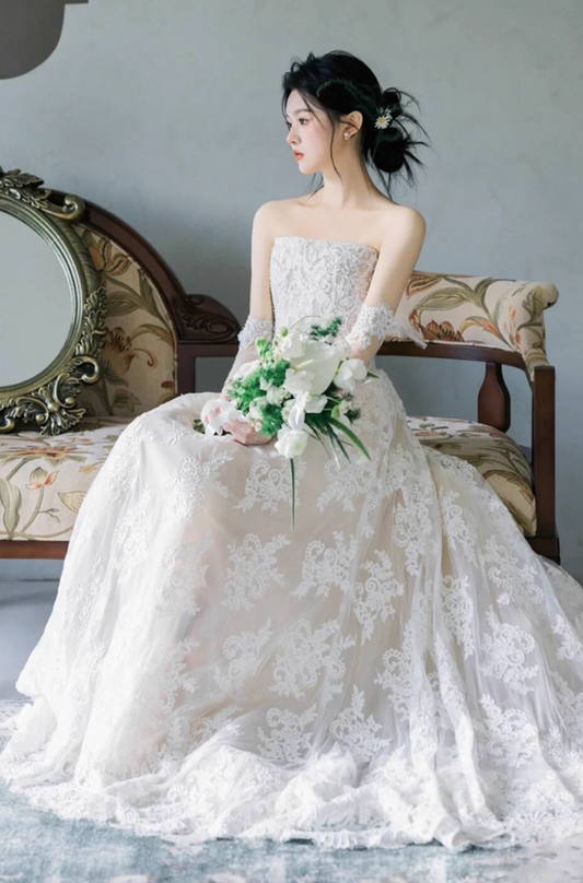 French-Inspired Flowing Textured Tulle Engagement Dress Strapless Sheer Mesh Layered Wedding Dress AP0889