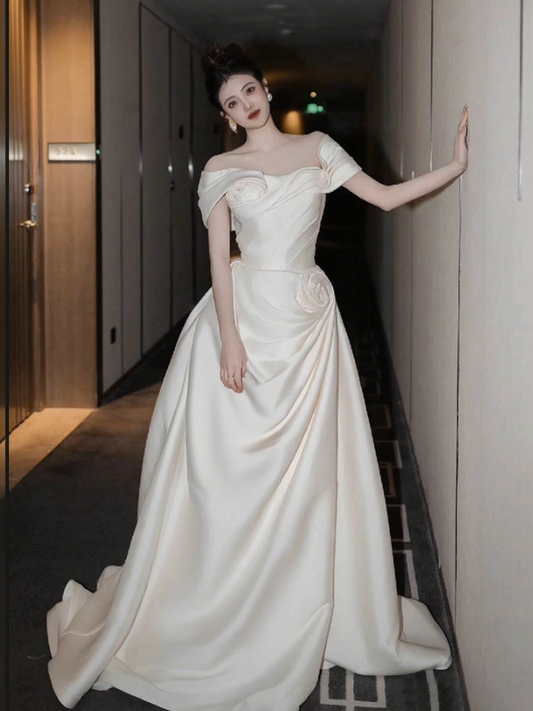 Charming Handmade Floral Detailing Evening Dress Off-Shoulder Natual Pleated Prom Dress AP0907