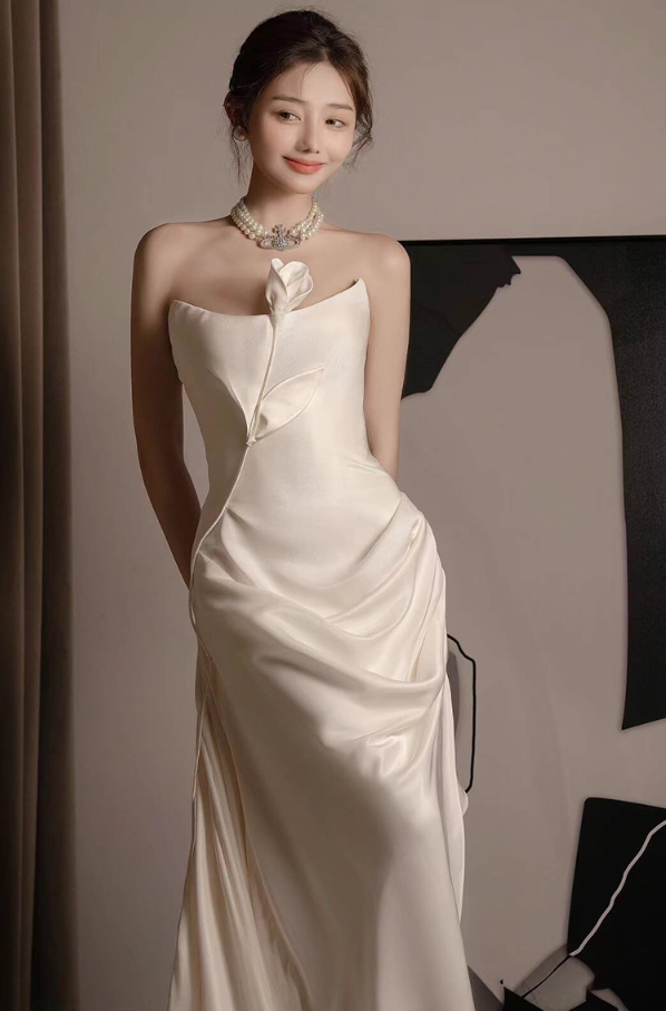 Classical Ivory Strapless Mermaid Dress Draped Handmade Floral Sheath Wedding Dress AP0918