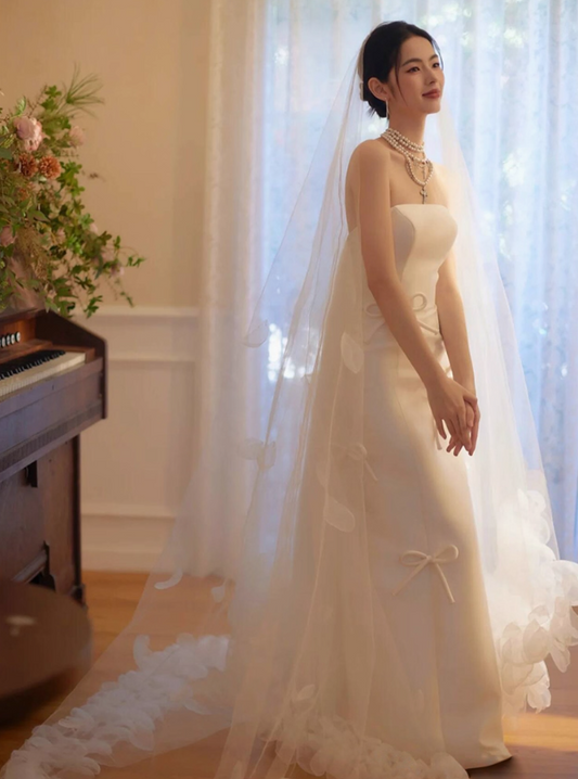 Elegant Satin Fabric Strapless Maxi Dress Backless Bow-Knot Design Sheer Tulle Splicing Wedding Dress AP0919