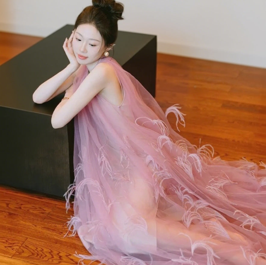 Alluring Tulle Layered Pink Evening Dress Round Neck Stereo Feather Sleeveless Prom Dress AP0941