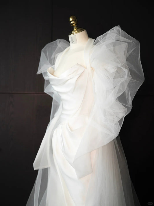 Alluring Puffy Tulle Sleeve Bridal Maxi Dress Waist-Cinching Wedding Dress AP0994