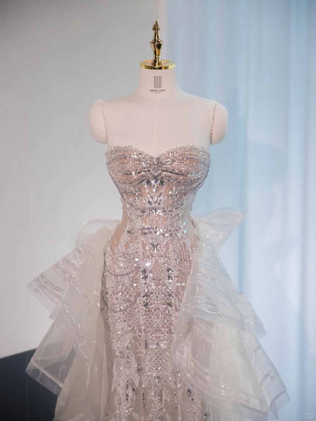 Graceful Ruffles Tulle Beaded Design Maxi Dress Shining A-Line Strapless Prom Dress AP1022