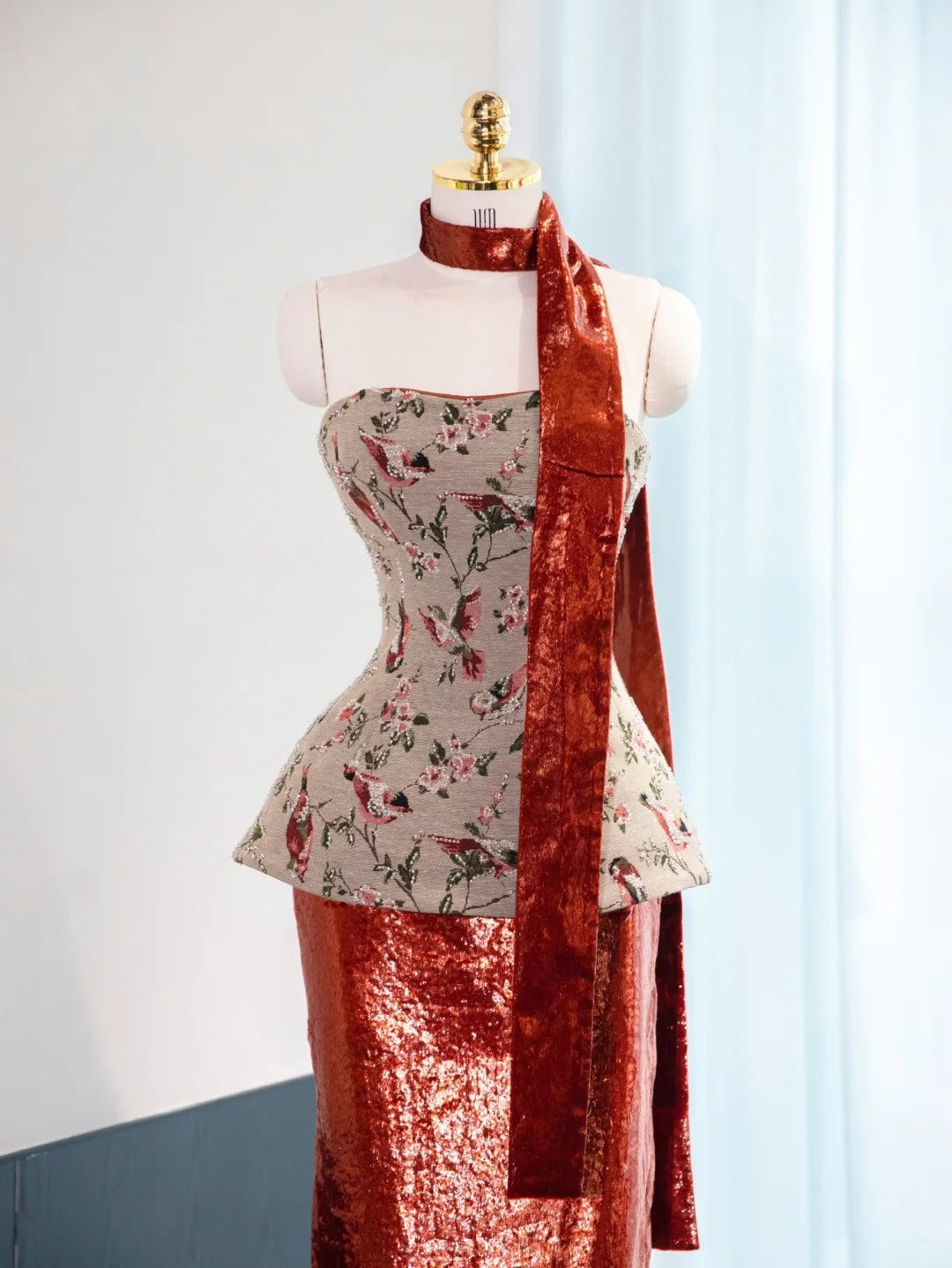 Vintage Beading Bodycon Mermaid Dress Vibrant Glittering Hem Strapless Applique Pattern Prom Dress AP1039