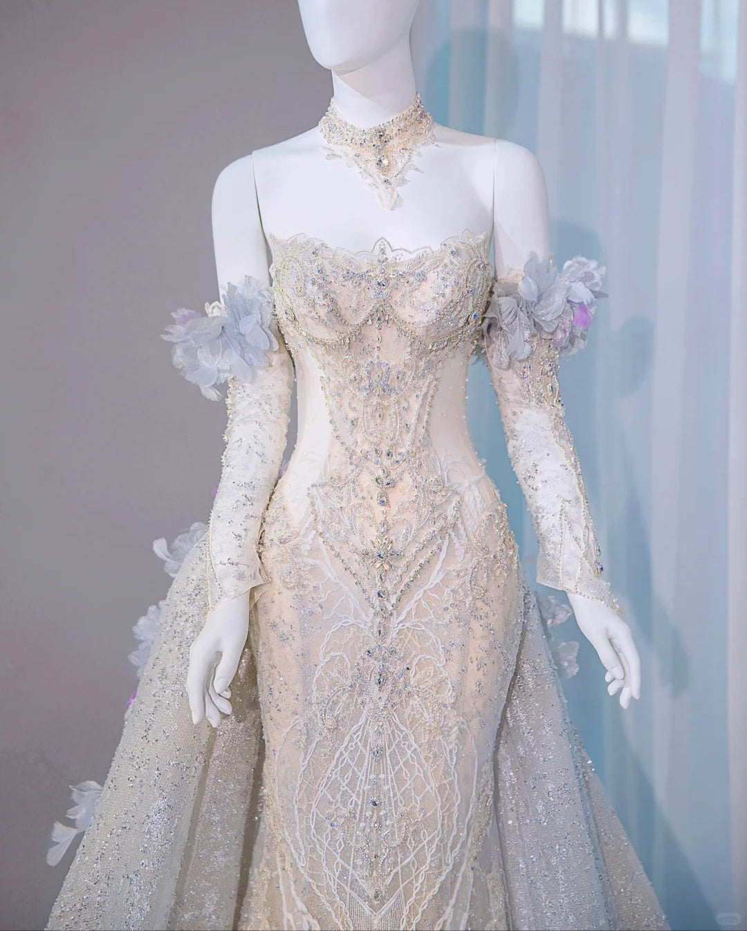 Romantic Handmade Flowers Layered Tulle Ball Gown Beading Off-Shoulder Long Sleeve Wedding Dress AP1069