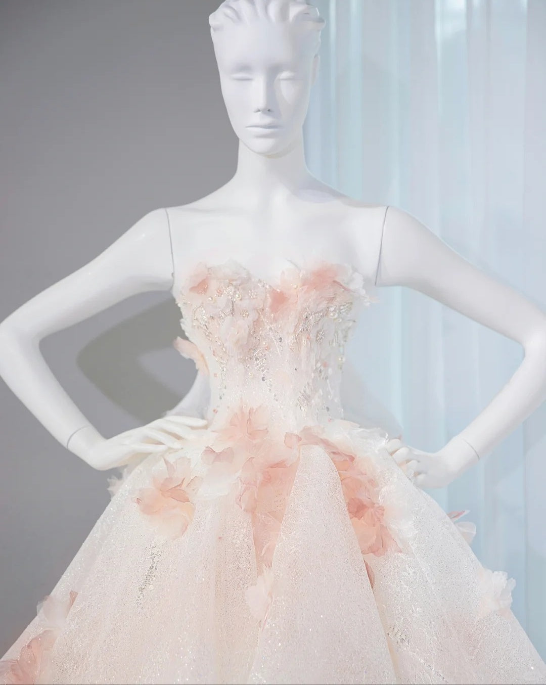 Eye-Catching 3D Petal Sweet 16 Maxi Dress Glittering Rhinestone Tiered Tulle Prom Dress AP1071