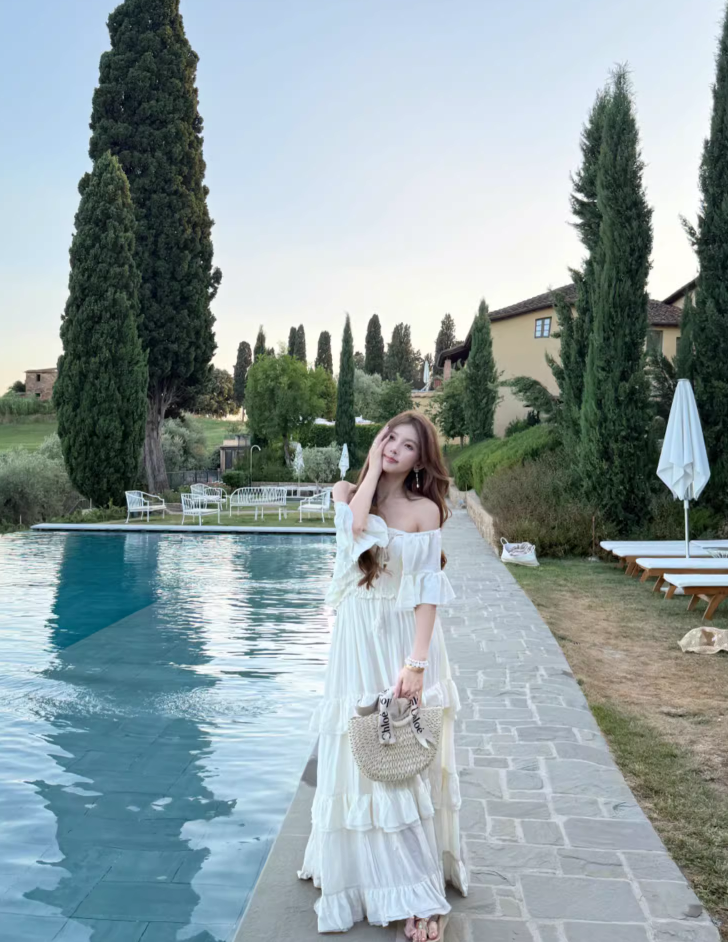 Summer Ruffles Hem Hollow-Out Maxi Dress Off-Shoulder Strapless Flowy Long Dress AP1082