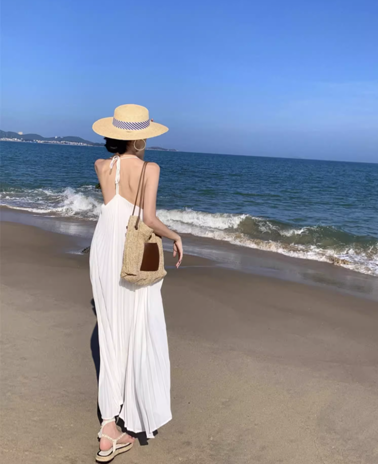 Ethereal Backless Hollow-Out Maxi Dress Flowy Oversize Pressed Pleat Halter Long Dress AP1141