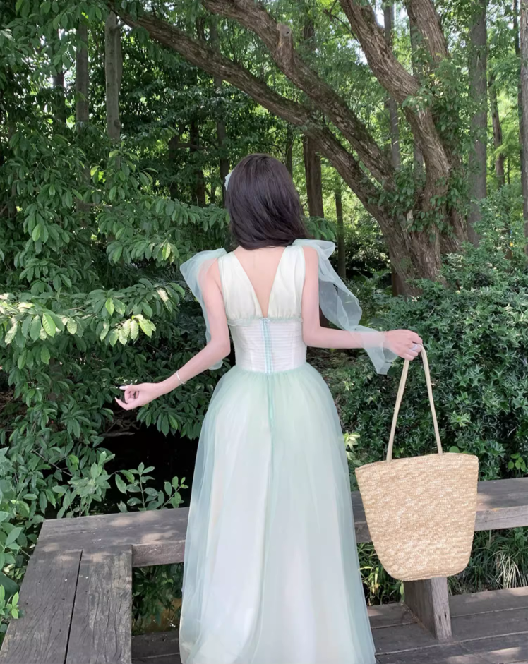 Dreamy Tulle Overlay Green Maxi Dress Double Layers Cinched-Waist V-Neck Long Dress AP1196