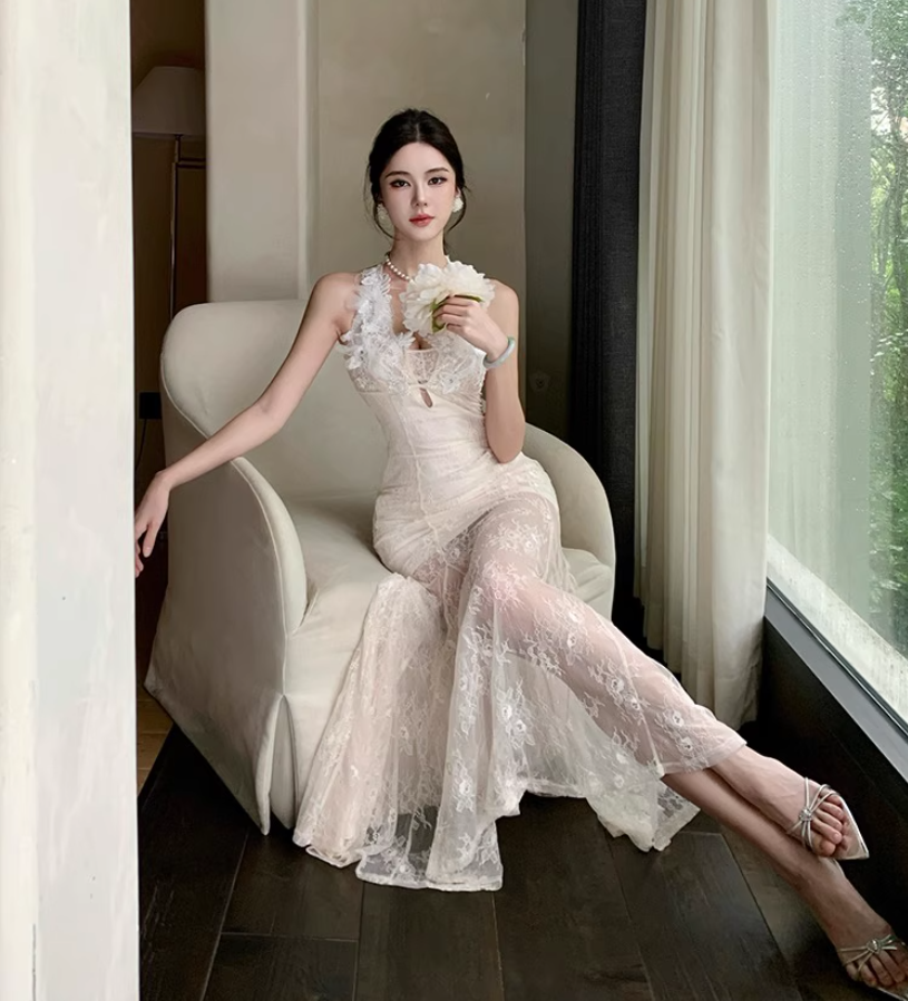 French-Inspired Sheer Lace Overlay Maxi Dress Mermaid Backless Applique Halter Long Dress AP1308