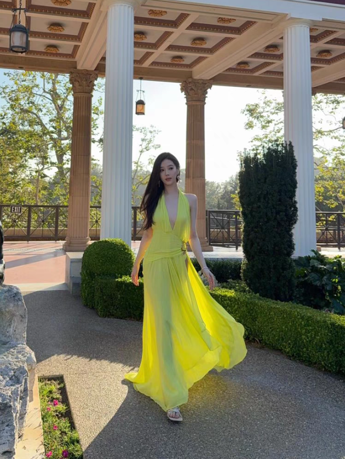 Novelty Yellow High Slit Maxi Dress Vibrant Flowy Backless Natural Draped Halter Long Dress AP1312