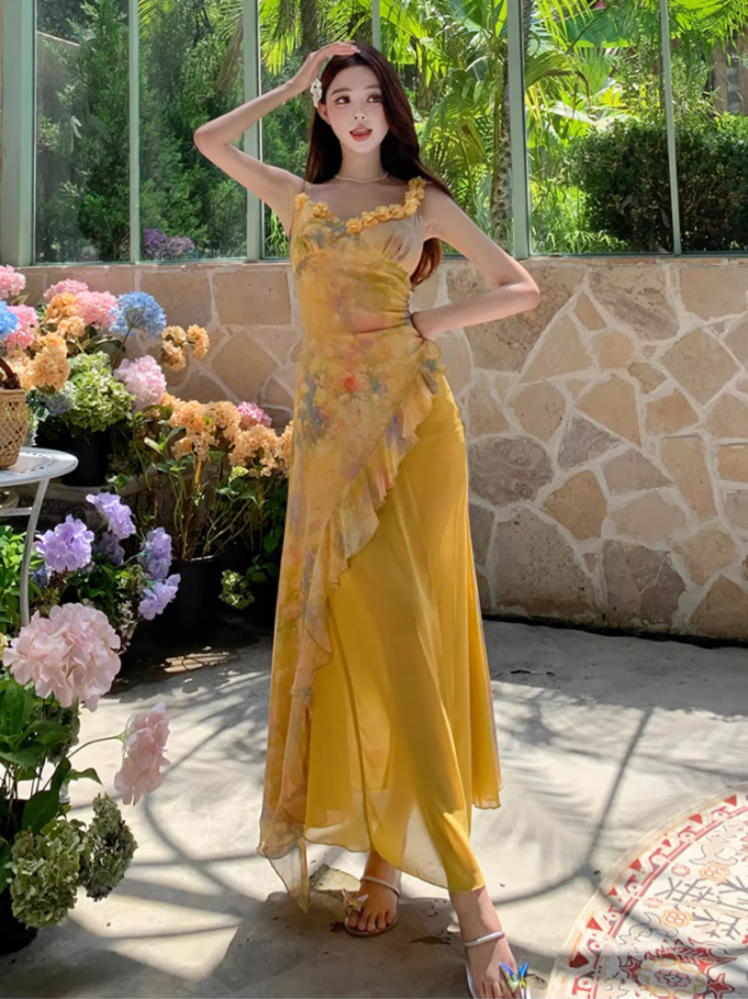 Cute Yellow Flowers Design Cinched-Waist Maxi Dress Niche Tulle Splicing Ruffles Hem Spaghetti Strap Long Dress AP1317