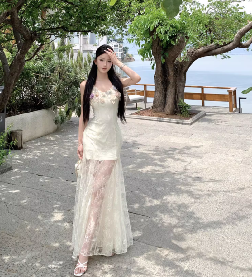 Alluring Stereo Flowers White Flowy Maxi Dress Romantic Cinched-Waist Sheer Tulle Overlay Spaghetti Strap Long Dress AP1349