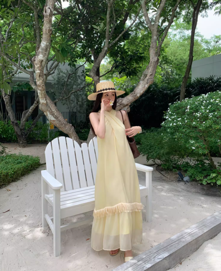 Charming Lightweight Summer Tassel Hem Maxi Dress Gorgeous Flowy Coastal Shoots Cross-Front Halter Long Dress AP1375