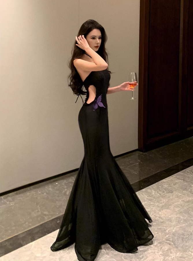 Alluring Butterfly-Accent Black Maxi Dress Niche Hollow-Out Backless Mermaid Halter Long Dress AP1412
