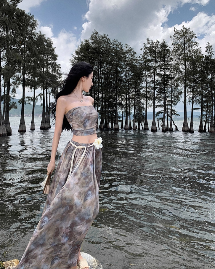 Exquisite High-Waisted Tie-Dye Flowy Maxi Dress Chic Two-Piece Scenic Vacays Bandeau Crop Top Long Dress AP1468