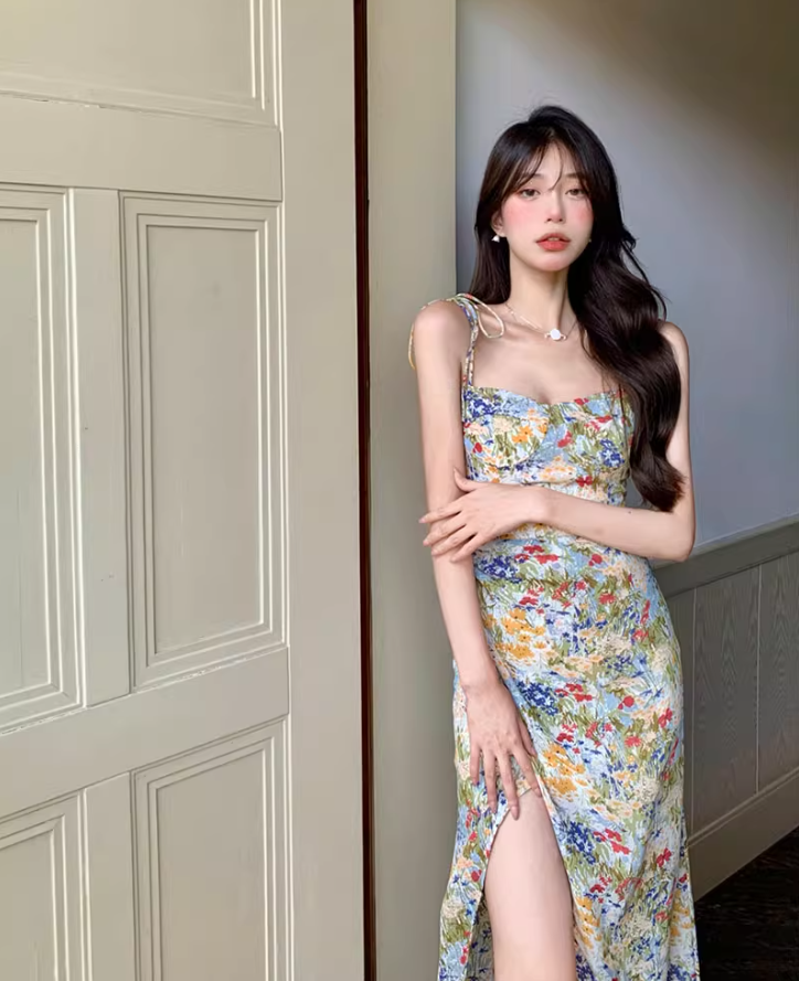 Chic Floral Print Island Vacation High-Slit Maxi Dress Vintage Gathered Adjustable Spaghetti Strap Long Dress AP1472