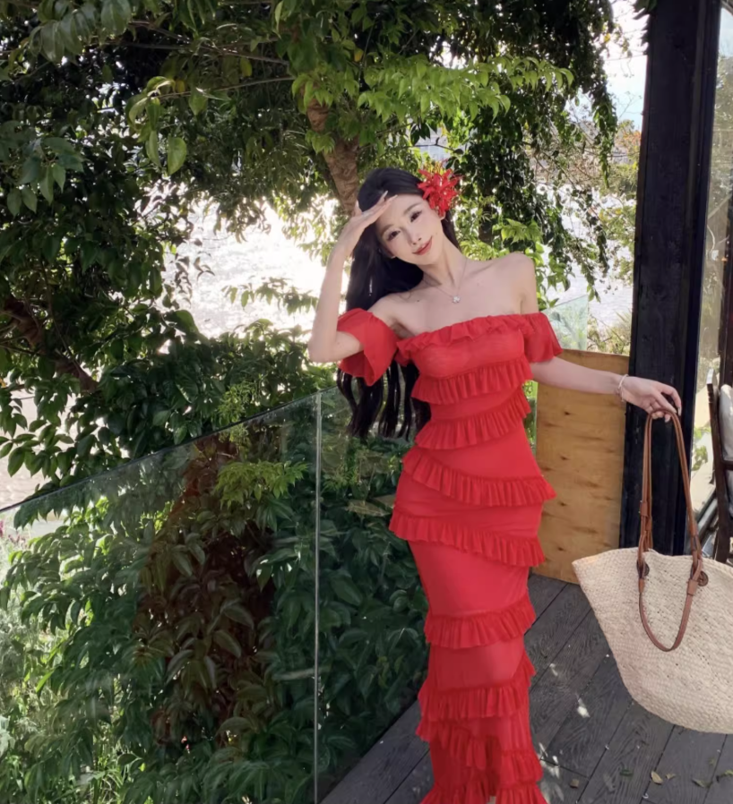 Sexy Off-Shoulder Red Ruffles Trimmed Maxi Dress Vogue Bodycon Fit Scenic Gatherings Tiered Hem Backless Long Dress AP1581