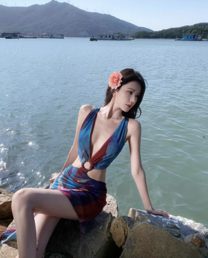 Dopamine Style Colorful Printed Cutout Waist Midi Skirt Vogue Beach Vacation Outfit Asymmetric Hem Long Dress AP1590