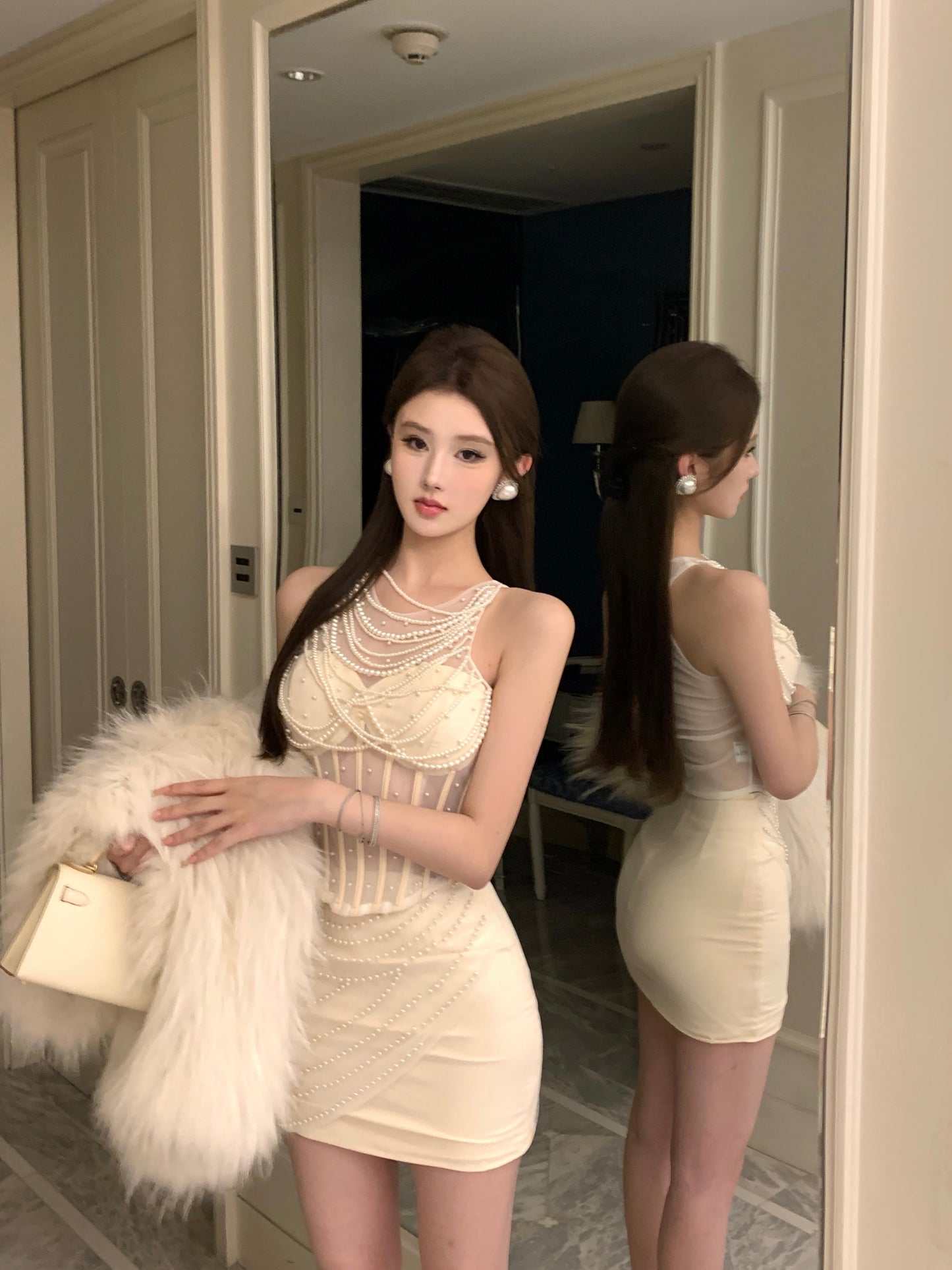 Charming Ivory Pearl Embellished Bodycon Mini Skirt Beading Transparent Mesh Shoulder Two-Piece Set Halter Short Dress AP1693