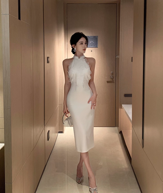 Romantic Dates 3D Lace Flower Embellishment Midi Dress Zipper Back Slit Sheath Halter Long Dress AP1806