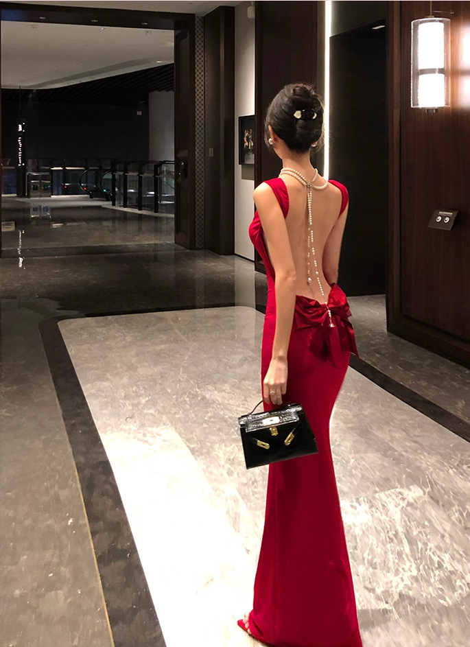 Exquisite Red Square-Neck Bodycon Maxi Dress Ruched Bust for Nightouts Backless Bow Accent Long Dress AP1846