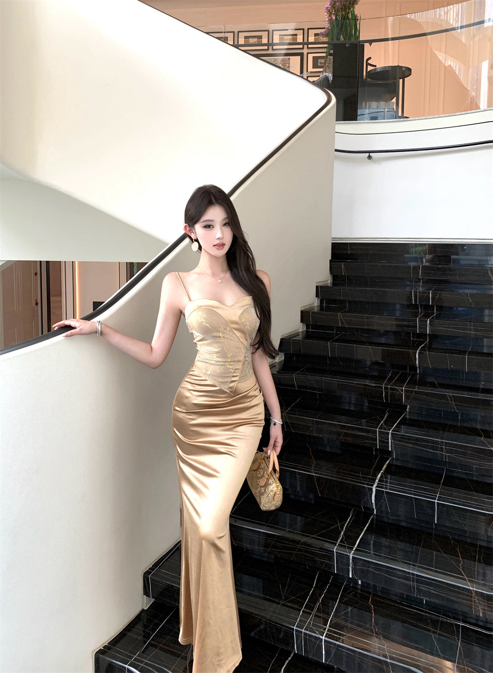Exquisite Gold Satin Spaghetti Straps Luxury Nightouts Maxi Dress Elegant Backless Mermaid Corset-Style Long Dress AP1906
