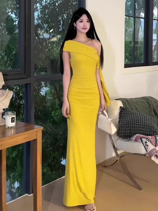 Graceful Asymmetric Neckline Yellow Maxi Dress Glamorous Mermaid One Shoulder Sheath Long Dress AP1956