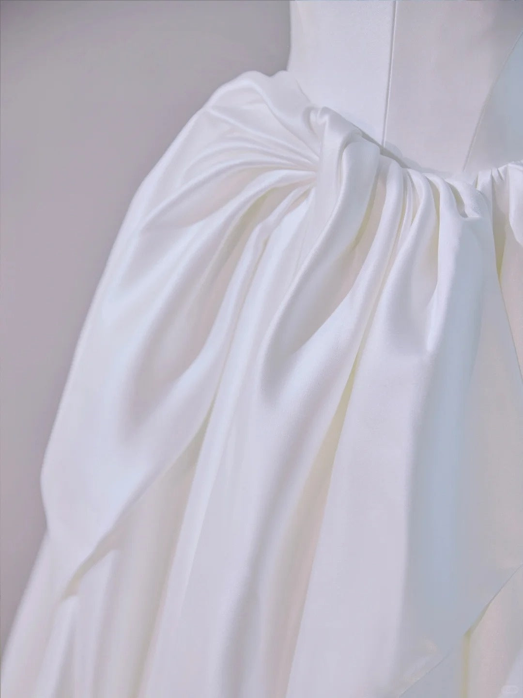 Graceful Simple Strapless Satin A-Line Bridal Dress Romantic Riched Waist Lace-Up Back Wedding Dress AP2149