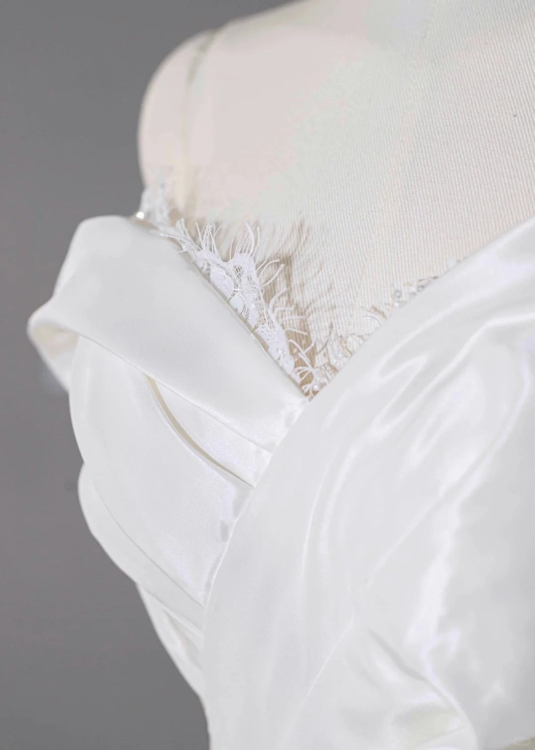 Graceful Draped Sheen Fabric Strapless Lace Trimmed Maxi Dress Vogue Zipper Back Mermaid Hem Sequins Accent Prom Dress AP2159